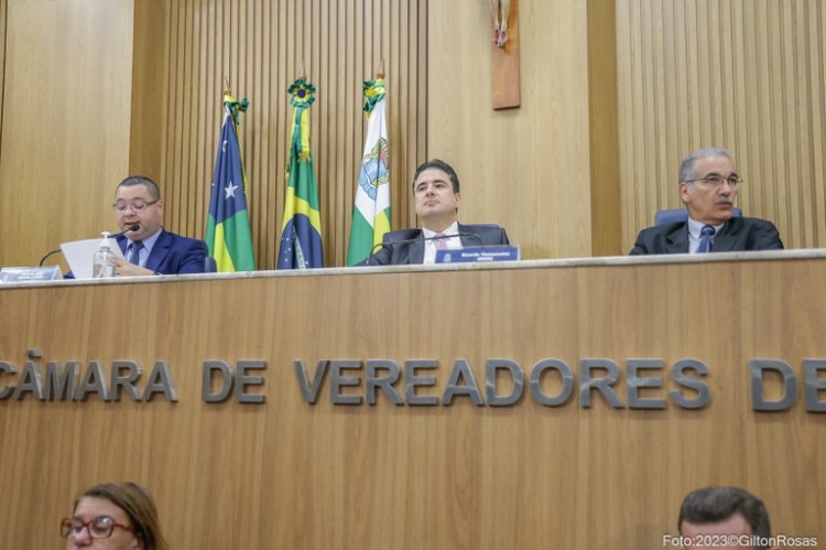 Câmara de Aracaju aprova Projeto de Lei que proíbe uso de fogos de artifício em espaços de eventos na capital