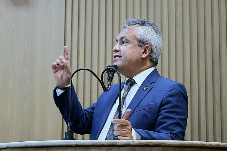 De autoria de Elber, Título de Cidadania será entregue ao desembargador emérito Vladimir Souza nesta sexta, 14