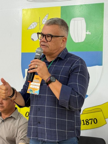 Dr Fábio mantém aprovação de quase 80% em Arauá