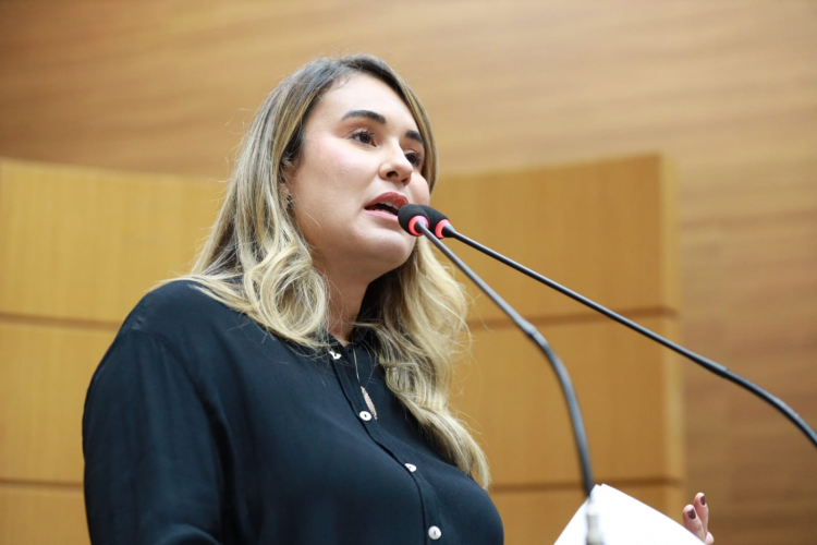 Kitty Lima destaca avanço na saúde pública