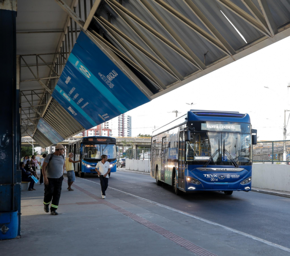 Prefeitura de Aracaju retoma operação dos 15 ônibus elétricos e divulga itinerário; confira