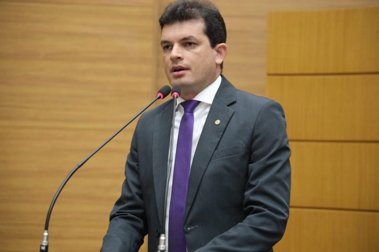 Deputado Paulo Júnior destina R$ 5,3 milhões em emendas para saúde, infraestrutura e mobilidade
