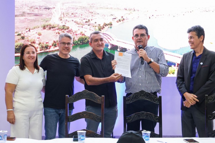Senador Alessandro garante R$ 10 milhões para implantação de novo campus da UFS em Propriá