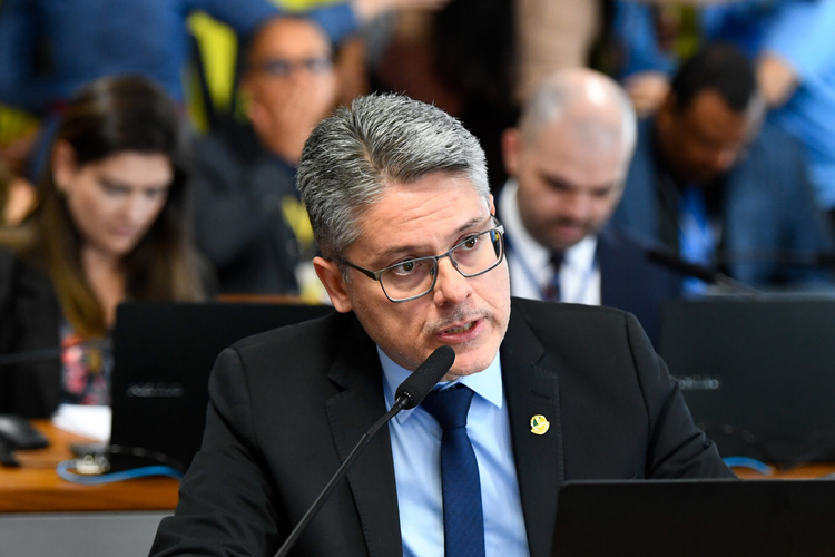 Senador Alessandro Vieira viabiliza a construção da primeira residência inclusiva no município de Aracaju