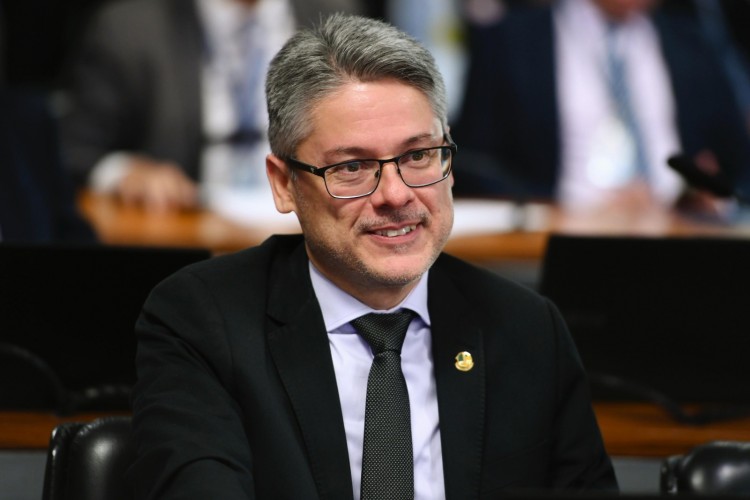 Senador Alessandro prorroga inscrições para o Edital de Emendas Participativas 2025