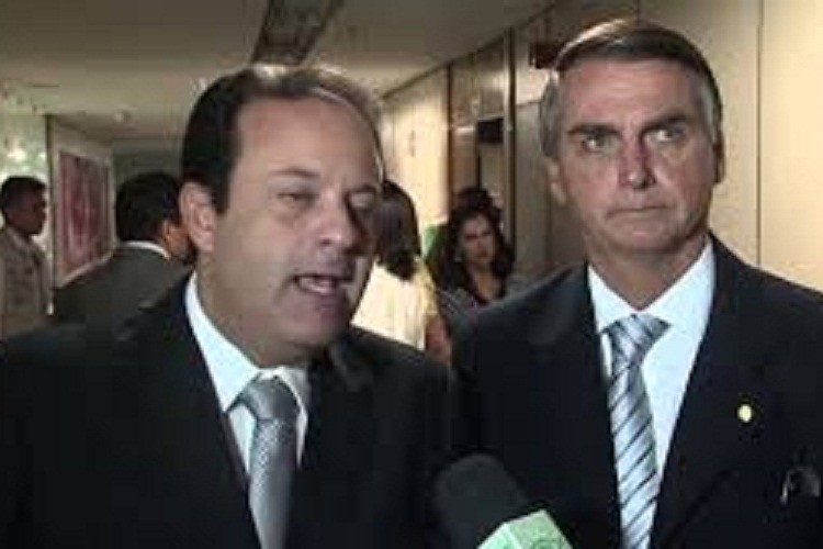 André Moura anuncia apoio a Jair Bolsonaro e neutralidade em Sergipe