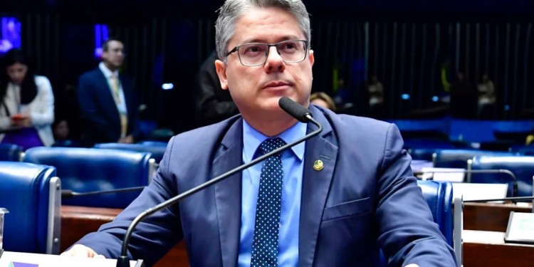 CAE aprova autorização de crédito externo para Sergipe; Senador Alessandro fez a leitura do relatório de Laércio Oliveira