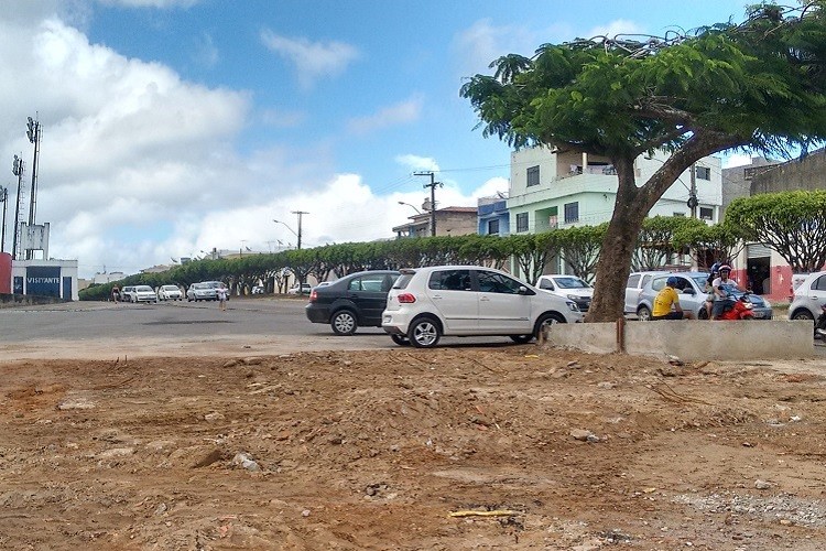 Quiosque é demolido no centro de Itabaiana após notificação do Ministério Público