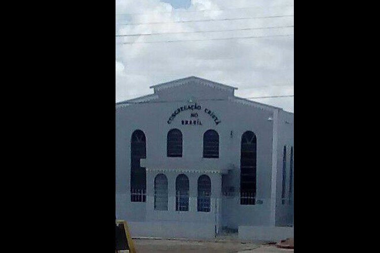 Bandidos arrombam igreja, assaltam casa do pastor e levam a carne da família em Aparecida (SE)