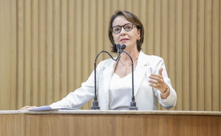 “A Progresso ou qualquer outra empresa que não cumprir exigências estará fora”, afirma prefeita Emília Corrêa