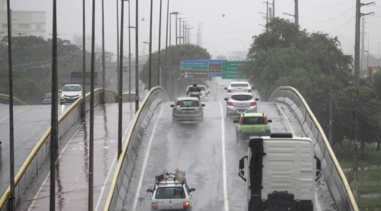 Governo de Sergipe emite aviso meteorológico e alerta para chuvas moderadas a intensas em todo o estado