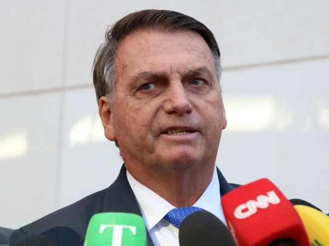 MP junto ao TCU pede devolução de presentes recebidos por Bolsonaro