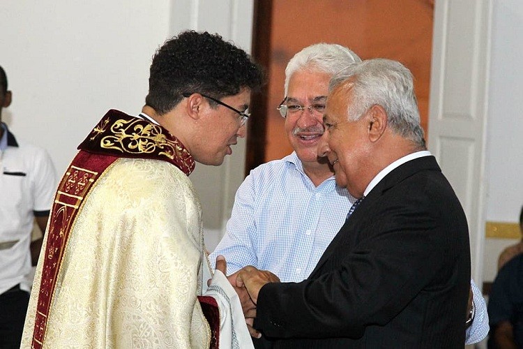 Jackson recebe título de cidadania em Nossa Senhora Aparecida