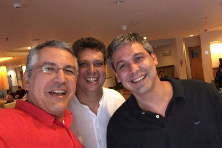 Márcio Macêdo e Padilha retiram candidatura e anunciam apoio a Gleisi Hoffman à presidência do PT