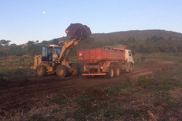 Cohidro realiza limpeza da Barragem do João Ferreira em Ribeirópolis