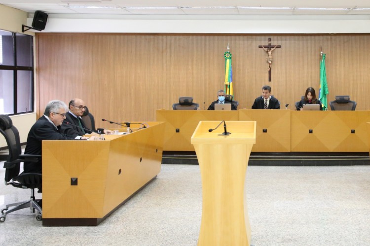 TCE julga ex-gestor de Santana de São Francisco