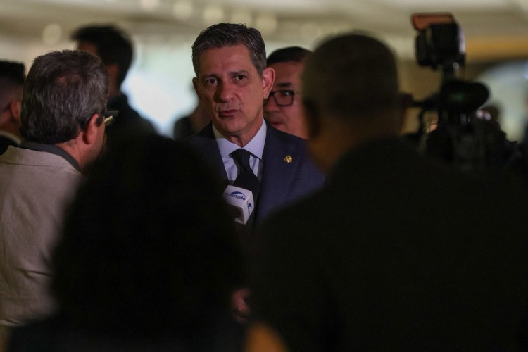 Rogério Carvalho ressalta importância da reforma tributária