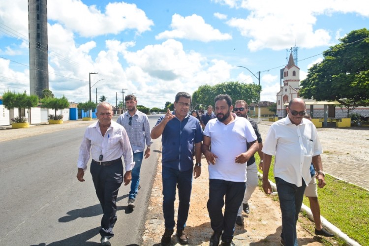 Sedurbi fiscaliza obras da região Sul de Sergipe