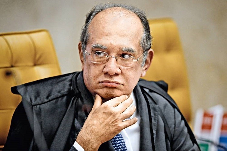 Foro privilegiado deve cair, diz Gilmar Mendes