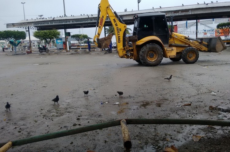 Construção de terminal altera pontos de embarque e desembarque dos micro-ônibus em Itabaiana