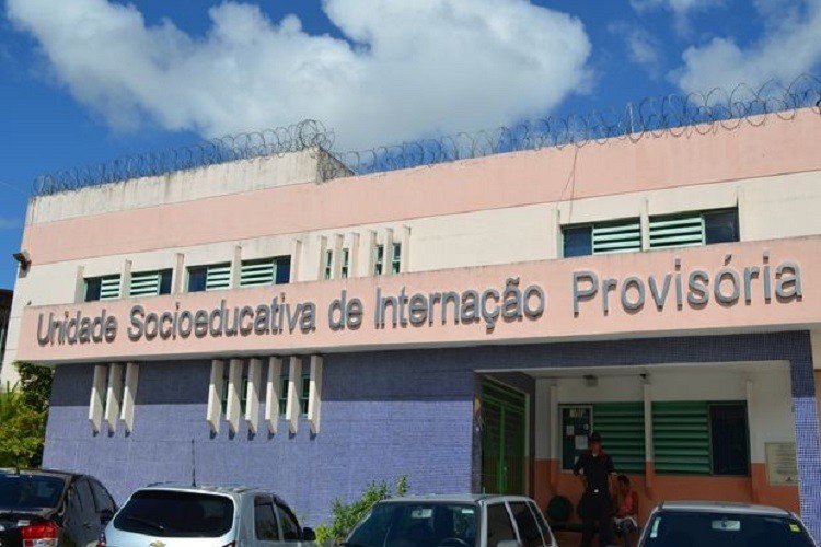 Adolescentes fogem de Centro Socioeducativo em Aracaju