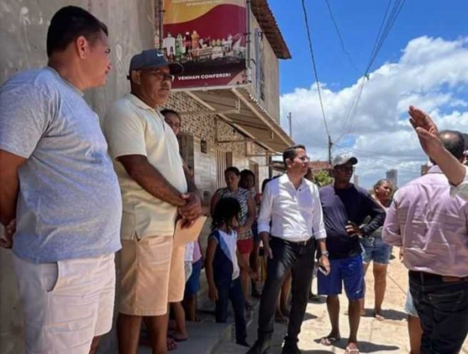 Ricardo Marques retoma agenda nas ruas após pronunciamento sobre rompimento político